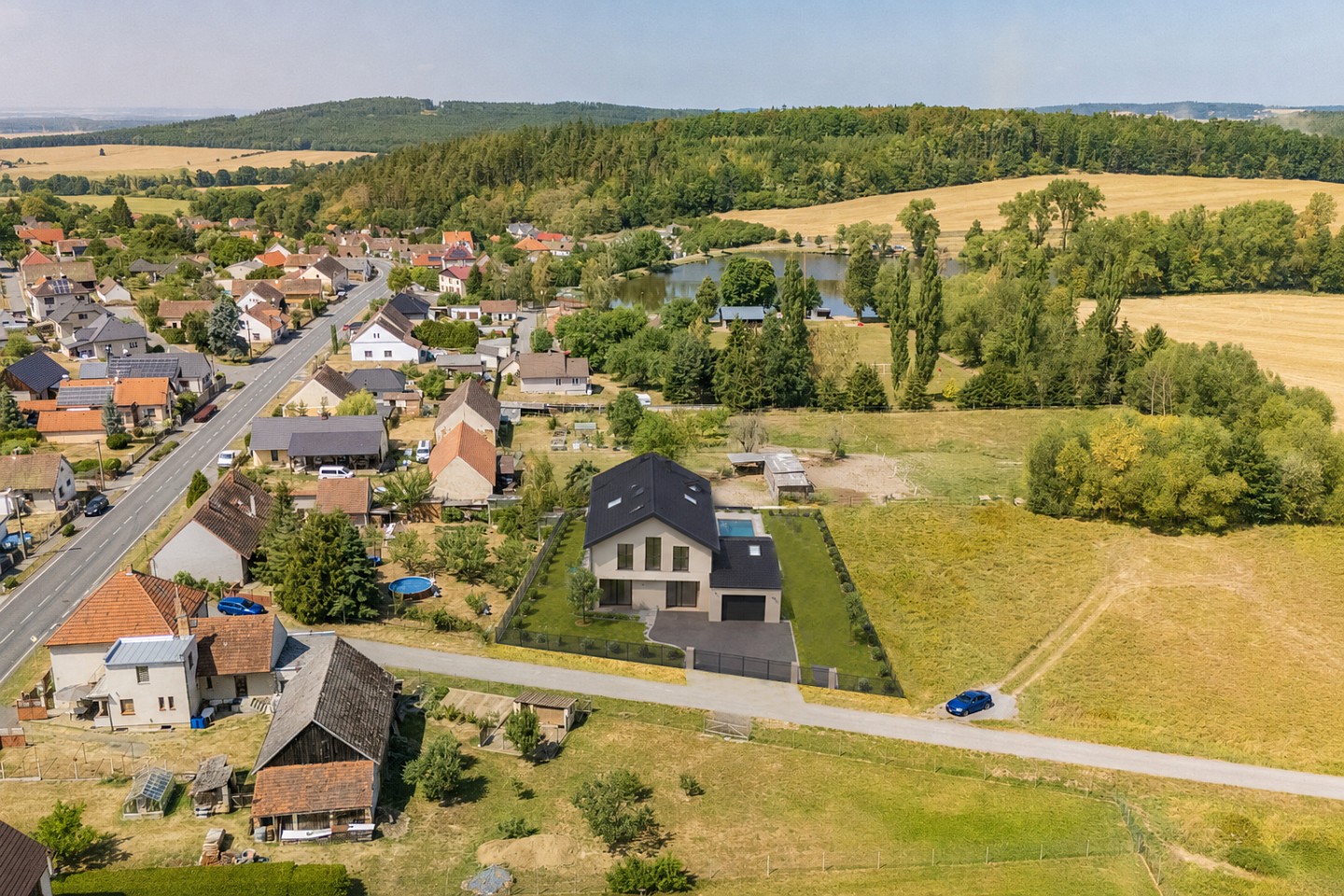 Prodej pozemku k bydlení, 1729 m²
