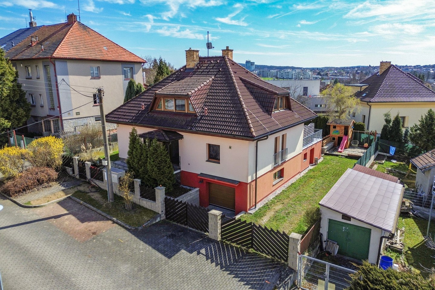Prodej rodinného domu, 271 m², Plzeň, ul. Pod Bručnou