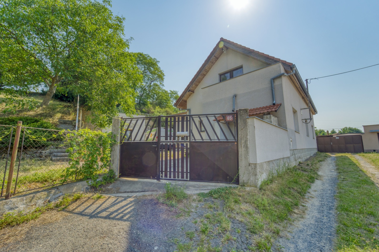 Prodej rodinného domu, 230 m², Sluhy