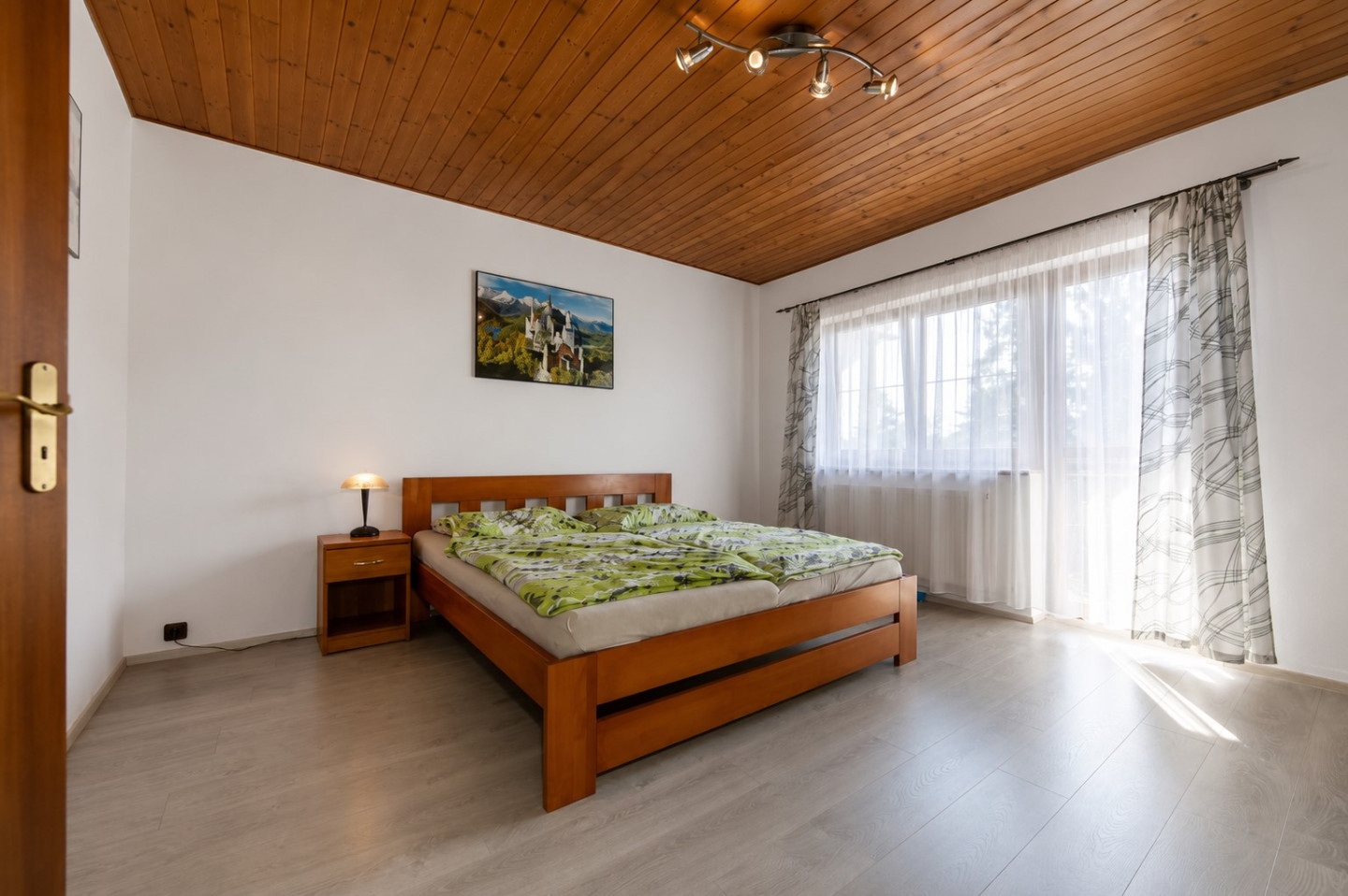 Prodej bytu 3+1, 132 m², Praha, Svojšická + 2 park. stání